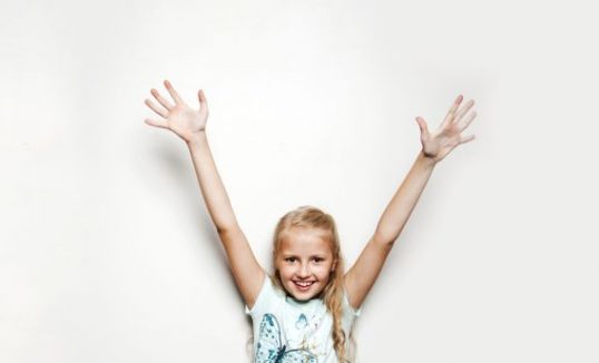 niski wzrost u dziecka przyczyny