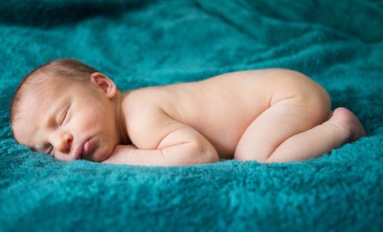 uszkodzenia układu nerwowego u niemowląt