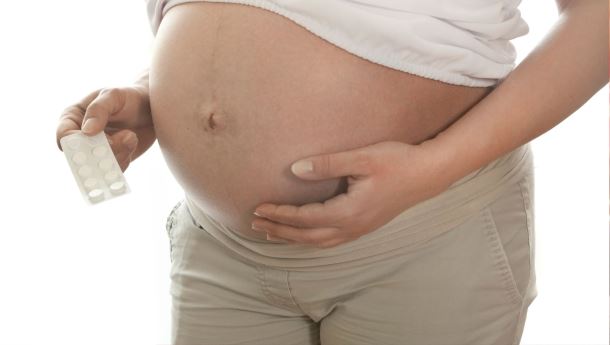 rola kwasu foliowego przed i w trakcie ciąży